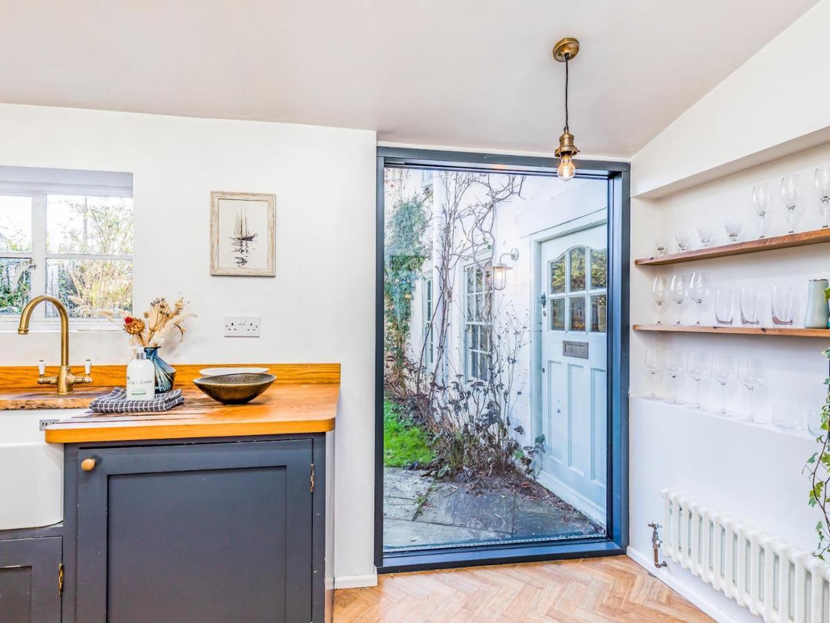 Pass The Keys Charming Downland Cottage Chichester Ngoại thất bức ảnh