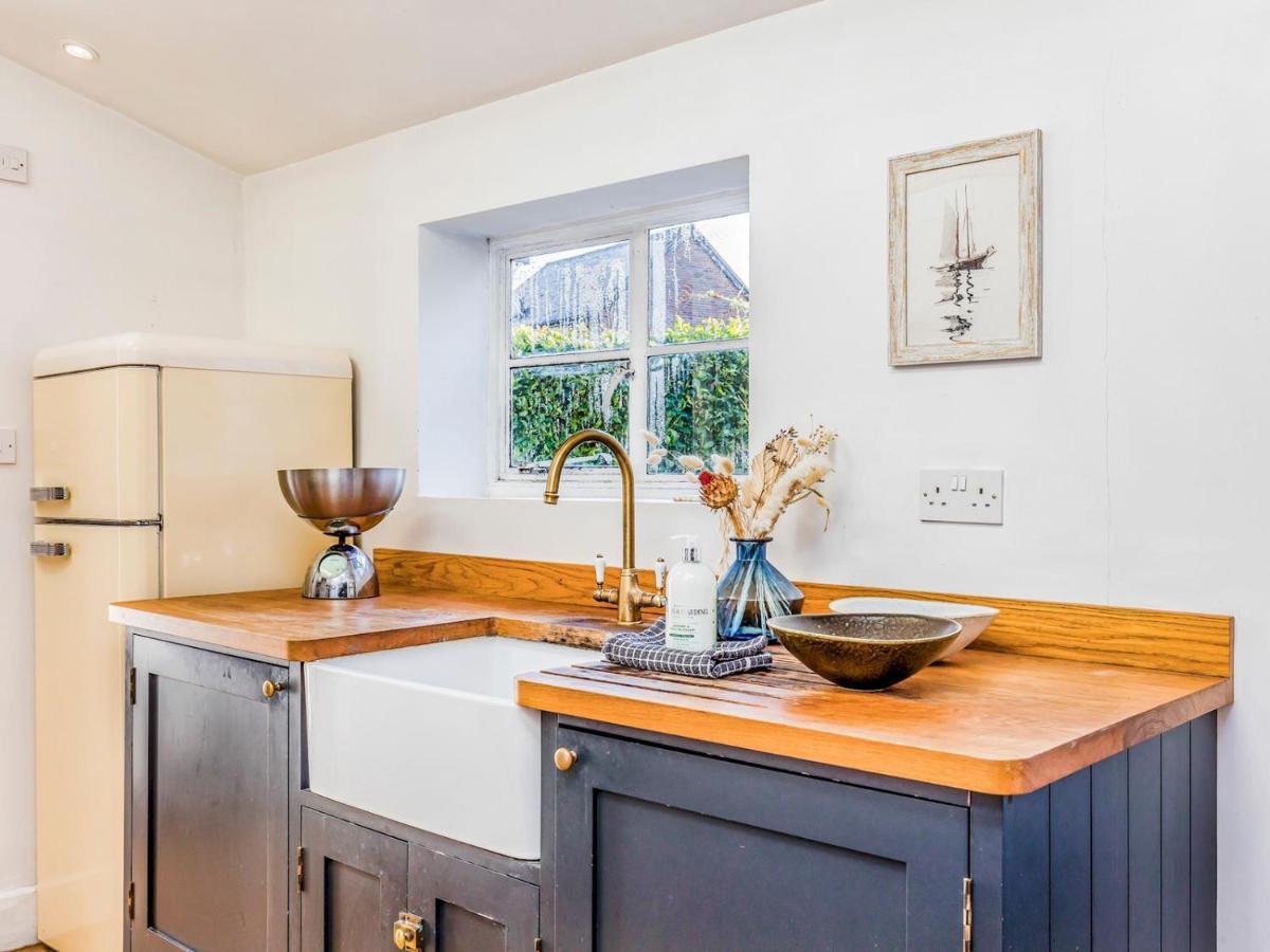 Pass The Keys Charming Downland Cottage Chichester Ngoại thất bức ảnh